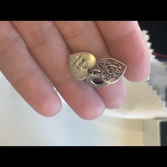 Pandora authentic 100%, My Beautiful Wife dangle - Picture 3 of 3